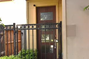 3804 Lovejoy St, Houston, TX 77003 - Photo 2