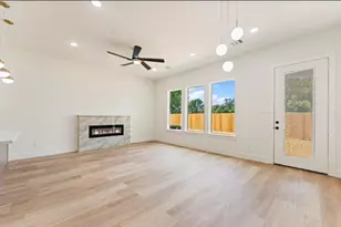 9109 Henrietta, Houston, TX 77088 - Photo 10