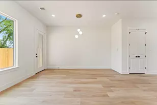 9109 Henrietta, Houston, TX 77088 - Photo 14