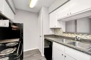 7700 W Airport Blvd, Houston, TX 77071 - Photo 4