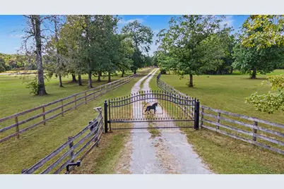 8988 County Line Road, Willis, TX 77378 - Photo 24