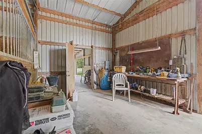 8988 County Line Road, Willis, TX 77378 - Photo 32