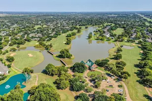 7110 Trailbrook Dr, Sugar Land, TX 77479 - Photo 4