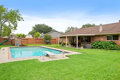 1922 Crooked Creek Lane, Pearland, TX 77581 - Photo 28