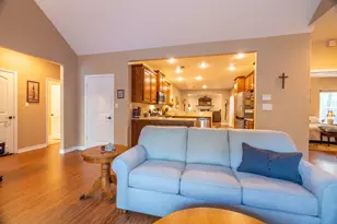 203 Lariat Ln, Livingston, TX 77351 - Photo 10