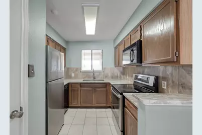 301-Building D Lakeview Terrace, Conroe, TX 77356 - Photo 4