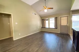 14727 Sun Harbor Dr, Houston, TX 77062 - Photo 8