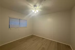 13303 Sheer Water Dr, Houston, TX 77082 - Photo 22