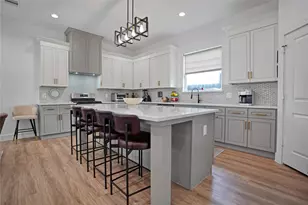 303 Blueberry St, Houston, TX 77018 - Photo 14