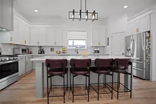 303 Blueberry St, Houston, TX 77018 - Photo 14