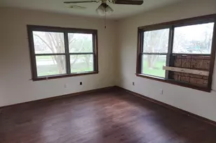 9021 Lomax St, Houston, TX 77093 - Photo 6