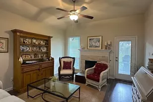 2013 Arable Ct, Brenham, TX 77833 - Photo 4