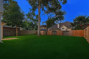 2037 Borthwick Ln, Conroe, TX 77301 - Photo 26