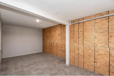 5615 Barremore Street #B, Houston, TX 77023 - Photo 8