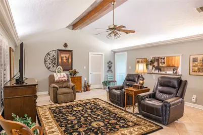 318 Peach Point, Jones Creek, TX 77541 - Photo 4