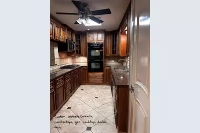318 Peach Point, Jones Creek, TX 77541 - Photo 10