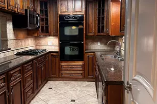 318 Peach Point, Jones Creek, TX 77541 - Photo 10