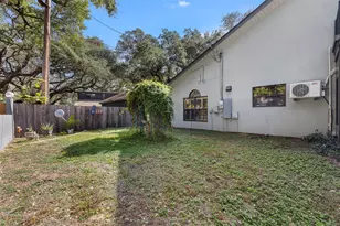 104 N Hickory Ln, Columbus, TX 78934 - Photo 28