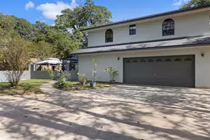 104 N Hickory Ln, Columbus, TX 78934 - Photo 28