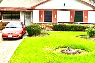 4755 Marietta Ln, Houston, TX 77021 - Photo 1
