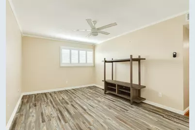 7140 N Holiday Drive, Galveston, TX 77550 - Photo 18