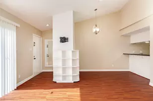 7140 N Holiday Dr, Galveston, TX 77550 - Photo 12