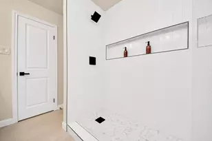 12026 Sugar Springs Dr, Houston, TX 77077 - Photo 34