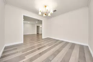 12026 Sugar Springs Dr, Houston, TX 77077 - Photo 12