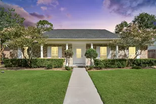 12026 Sugar Springs Dr, Houston, TX 77077 - Photo 2