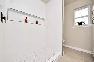 12026 Sugar Springs Dr, Houston, TX 77077 - Photo 34
