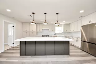 12026 Sugar Springs Dr, Houston, TX 77077 - Photo 18