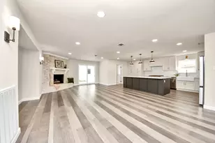 12026 Sugar Springs Dr, Houston, TX 77077 - Photo 14