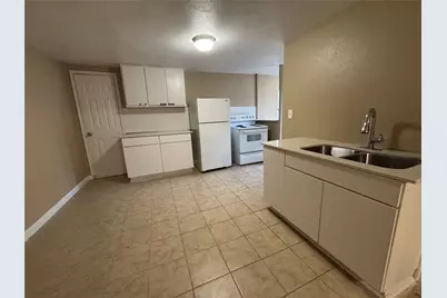 7314 Navigation Boulevard #B, Houston, TX 77011 - Photo 8