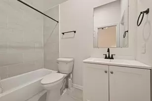 4423 Parkwater Cove Ct SE, Sugar Land, TX 77479 - Photo 36