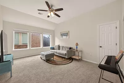 4423 Parkwater Cove Court SE, Sugar Land, TX 77479 - Photo 26