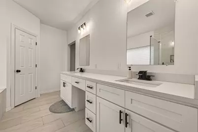 4423 Parkwater Cove Court SE, Sugar Land, TX 77479 - Photo 40