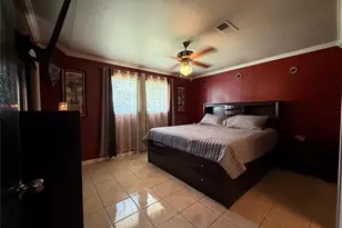 9022 Indian River Dr, Houston, TX 77088 - Photo 14