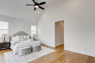 7818 Janak Dr, Houston, TX 77055 - Photo 16