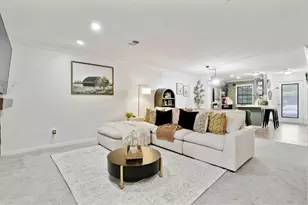 2030 Plantation Dr, Conroe, TX 77301 - Photo 12