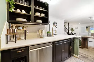 2030 Plantation Dr, Conroe, TX 77301 - Photo 8