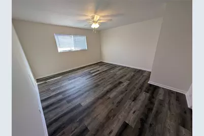 2101 Fountain View Drive #76, Houston, TX 77057 - Photo 16