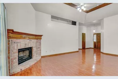 1119 Meadowvale, Beaumont, TX 77706 - Photo 6