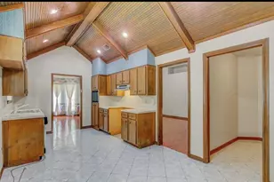 1119 Meadowvale, Beaumont, TX 77706 - Photo 8