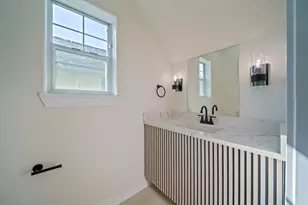 2202 31st St, Galveston, TX 77550 - Photo 16