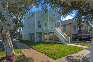 2202 31st St, Galveston, TX 77550 - Photo 4