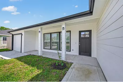 2202 Alabama Street, Baytown, TX 77520 - Photo 4