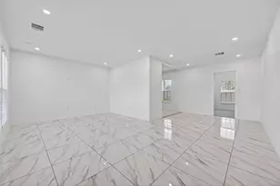 2202 Alabama St, Baytown, TX 77520 - Photo 6