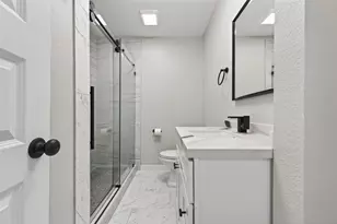 2202 Alabama St, Baytown, TX 77520 - Photo 24