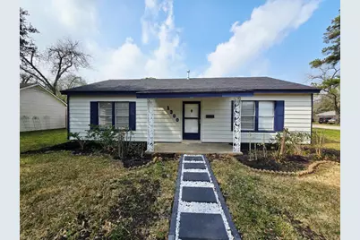 1300 Brazos Street, Rosenberg, TX 77471 - Photo 1