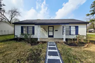 1300 Brazos St, Rosenberg, TX 77471 - Photo 1